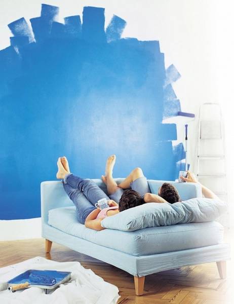 Чем красить стены вместо обоев: советы профессионалов - фото