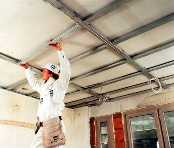 Монтаж гипсокартона на деревянный и бетонный потолок своими руками - фото