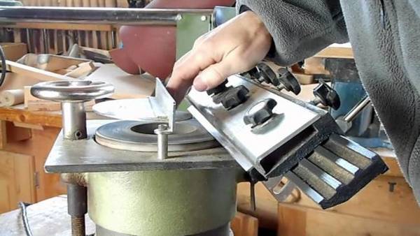 Правильно заточенные ножи для электрорубанка  залог безопасной работы - фото